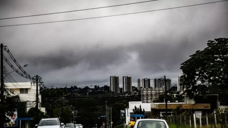 Acumulado de chuva em MS intensifica alerta de ‘grande perigo’ para alagamentos