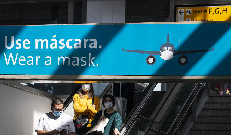 Uso de máscara deixa de ser obrigatório em aviões e aeroportos