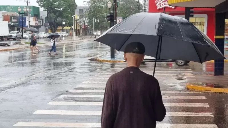 Leve o guarda-chuva: previsão é de temporal em 16 cidades de Mato Grosso do Sul