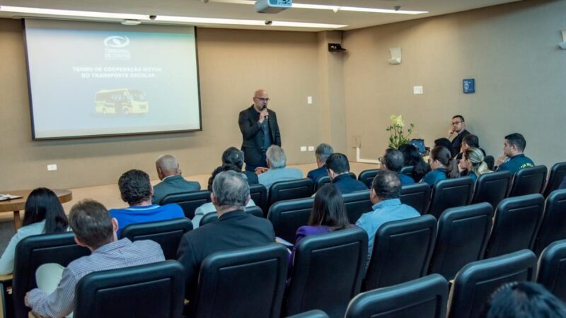 TCE-MS celebra Termo de Cooperação pela melhoria do transporte escolar