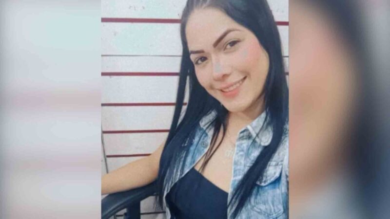 Em primeira audiência, família depõe em caso de jovem assassinada a tiros dentro de carro