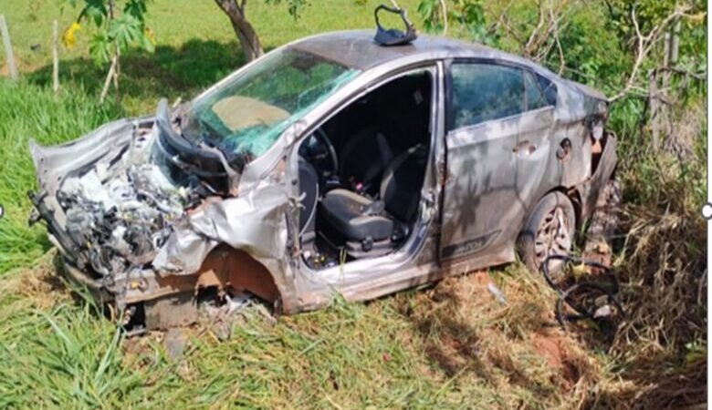 Passageira de carro fica ferida durante acidente grave na MS-377, em Inocência