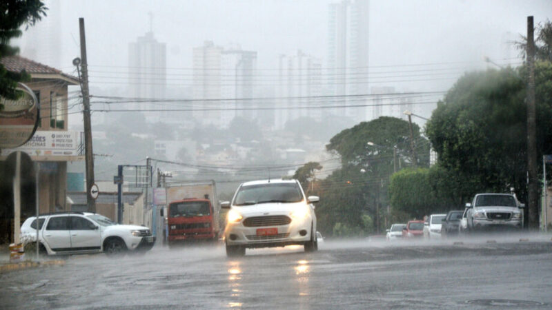 Inmet renova alerta de tempestades em 24 cidades de Mato Grosso do Sul