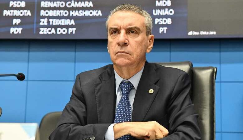 Deputado presta solidariedade às políticas vítimas de violência