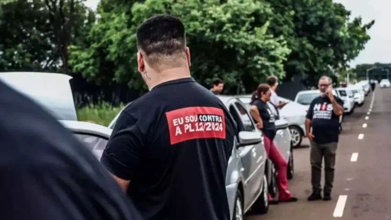 Audiência pública debate regulamentação do trabalho de motoristas de aplicativo; categoria não apoia a proposta