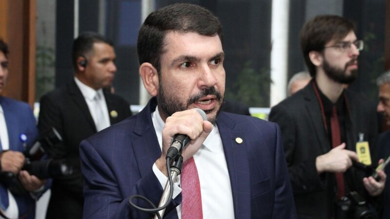 Deputado Jamilson Name solicita escola de tempo integral para o bairro Jardim Noroeste