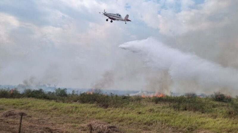 Combate a incêndio no Pantanal esbarra na falta de aeronaves