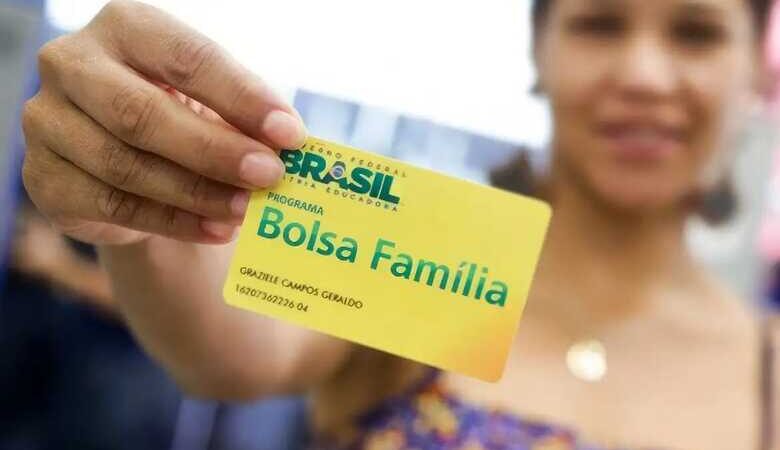 Senado discute pagamento em dobro do Bolsa Família e outras propostas