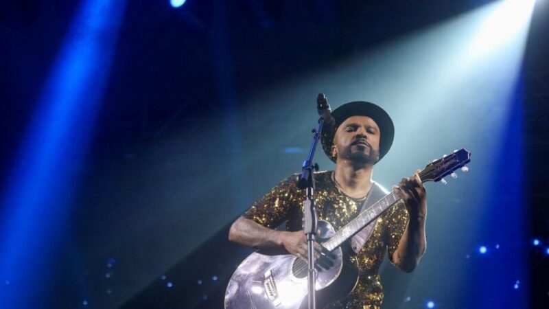 Alexandre Pires brilha em 1ª noite de shows de festival em Bonito