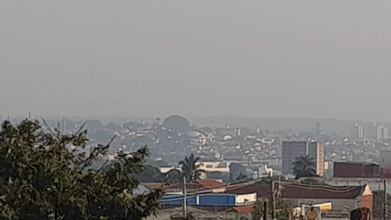 Campo Grande enfrenta névoa de fumaça de queimadas no país