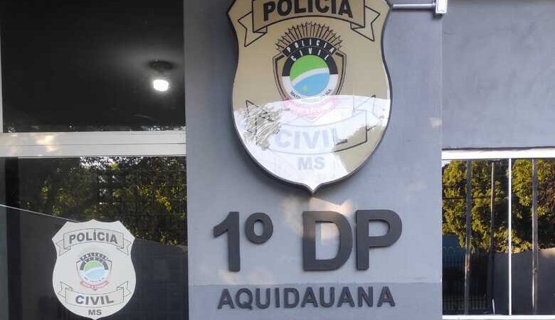 Jovem agride a mãe com golpes de enxada e amaça matar policiais em Aquidauana