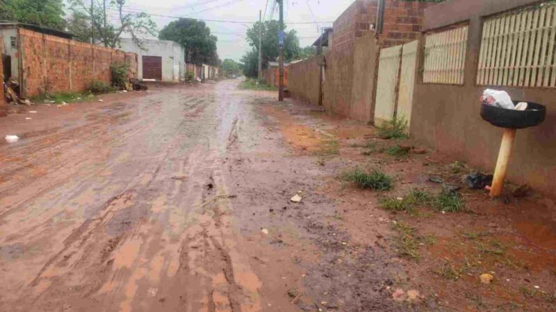 Criando novo acesso à Avenida Guaicurus, obras asfálticas chegam ao bairro Parque do Lageado