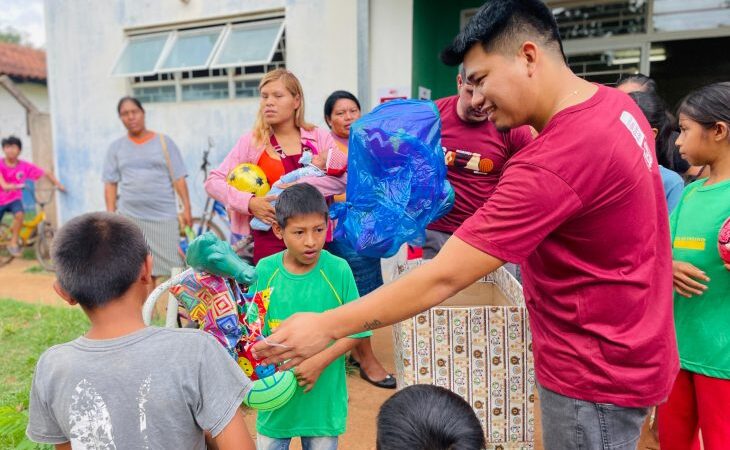 MS em Ação retorna à aldeia para entregar documentos e brinquedos de Natal