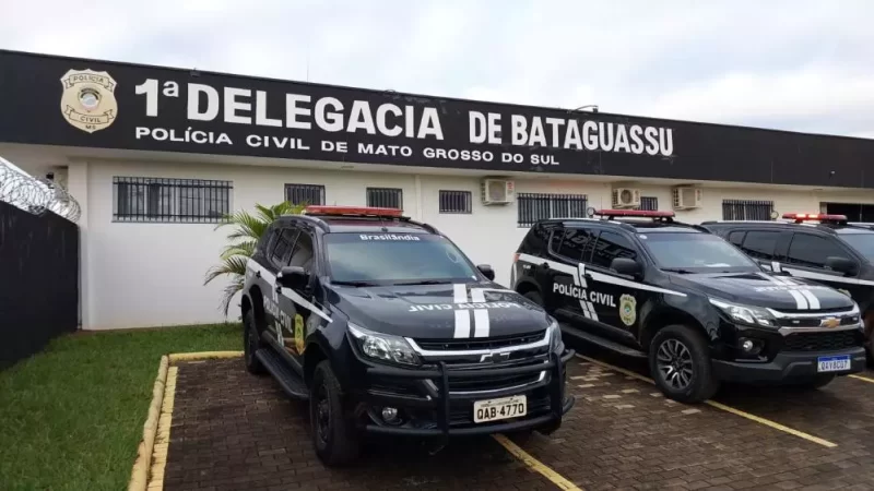 Motorista bêbado atropela mulher e tenta esfaquear alunos de fanfarra em MS
