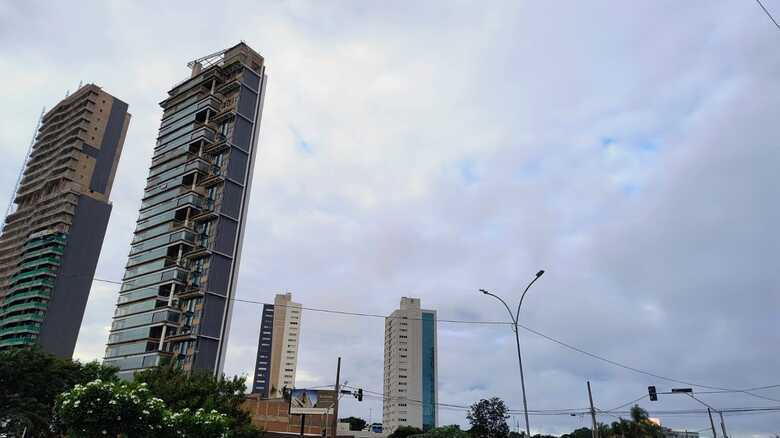 Quarta-feira deve ser de clima menos quente e mais instável em MS