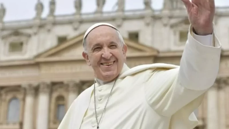 Fifa fará jogo para crianças com as Lendas da federação a pedido do papa Francisco