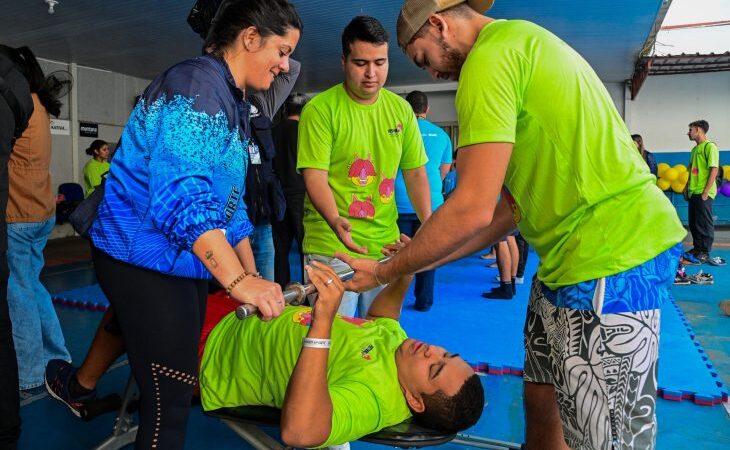 Crianças e jovens vivenciam o paradesporto pela primeira vez no Festival Paralímpico em MS