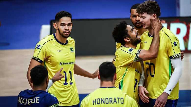 Brasil vence Eslovênia por 3 sets a 0 pela quarta rodada da VNL