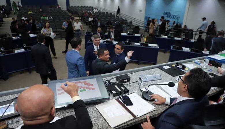 Vereadores analisam veto a projeto que beneficiaria mães atípicas