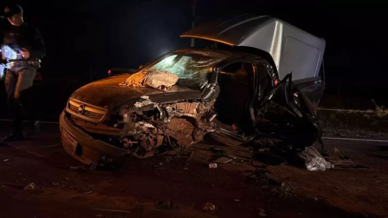 Duas crianças e um adolescente ficam feridos em acidente com carreta na MS-134