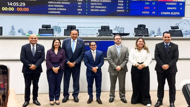 Após articulação às pressas, Câmara mantém presidência com Papy até 2028