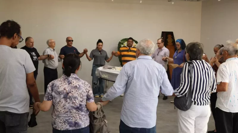 Despedida à Jonir Figueiredo reúne amigos e familiares: ‘estava cheio de projetos e sonhos’