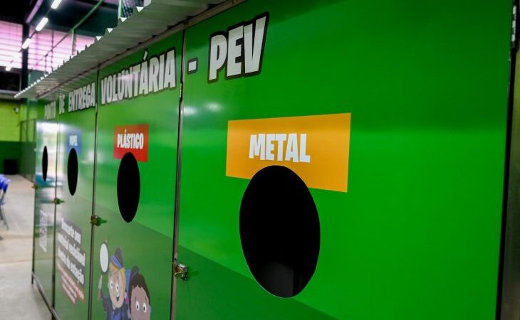 Primeira escola de conceito sustentável de Mato Grosso do Sul recebe nova estação de coleta seletiva