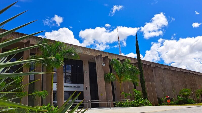 Semana na ALEMS tem debate sobre o novo PNE e homenagem aos advogados