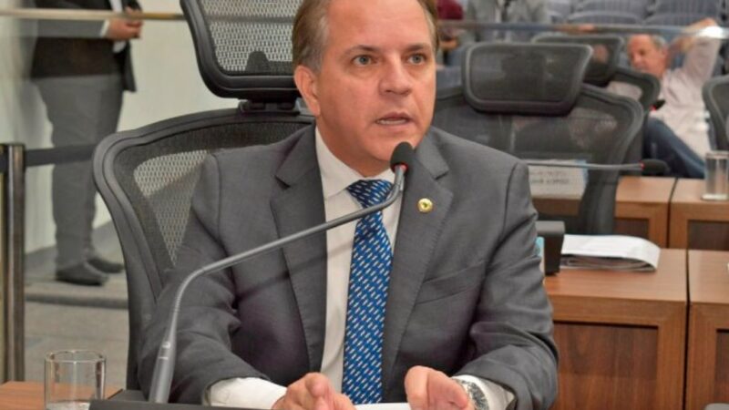 Projetos versam sobre juros em consignados e segurança para proteger imóveis