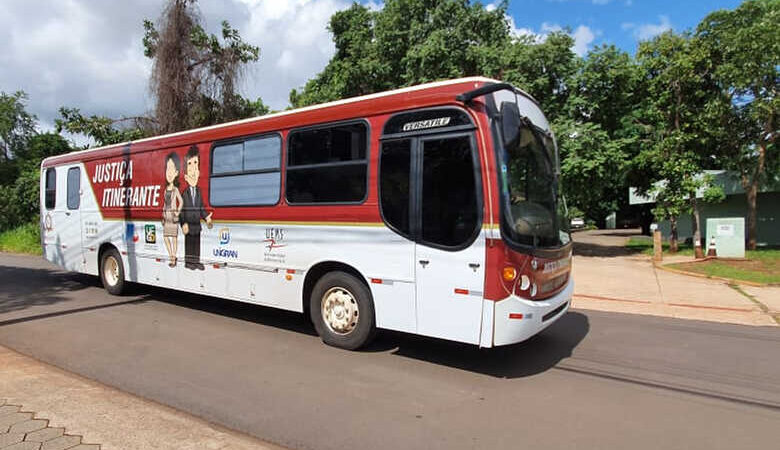 Atendimento itinerante da Justiça chega a oito bairros nesta semana