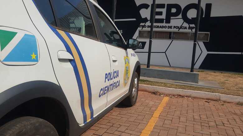 A caminho do trabalho, homem é jogado para fora da pista e morre em acidente na Capital