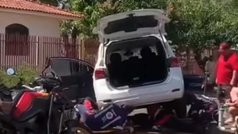 Professora fica em estado gravíssimo ao ser atingida por carro em Campo Grande