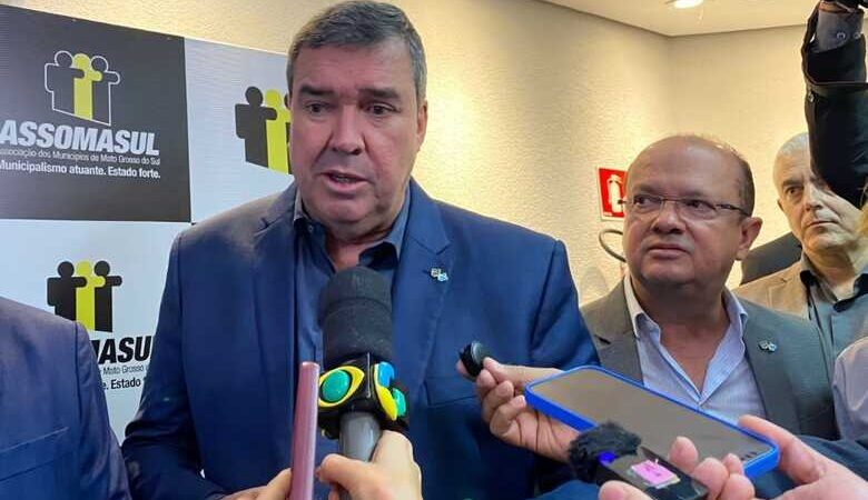 Decreto com adiantamento do 13° salário é publicado