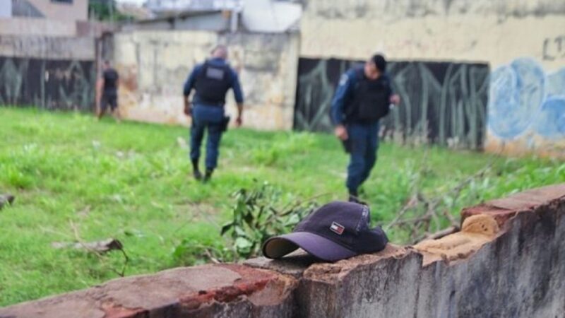 Sequestrado e em cárcere, jovem é salvo pela PM de ‘tribunal do crime’ na Capital