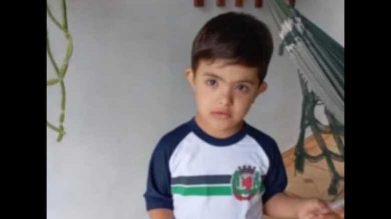 Menino de 6 anos morre afogado em piscina em Deodápolis