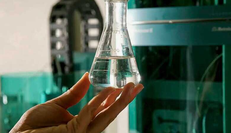 MS zera casos suspeitos de metanol, mas verifica possível óbito