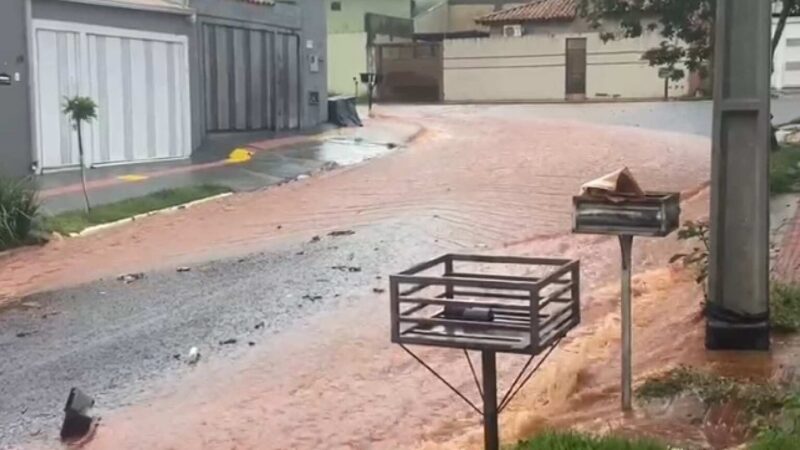 Alerta vermelho: previsão indica temporal com chuvas acima de 100 mm em Mato Grosso do Sul