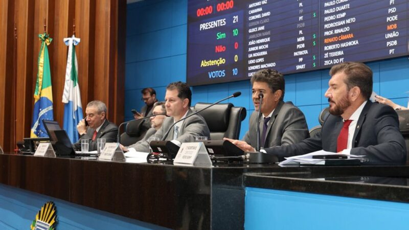 Nesta quinta-feira, os parlamentares apreciarão seis projetos na sessão ordinária