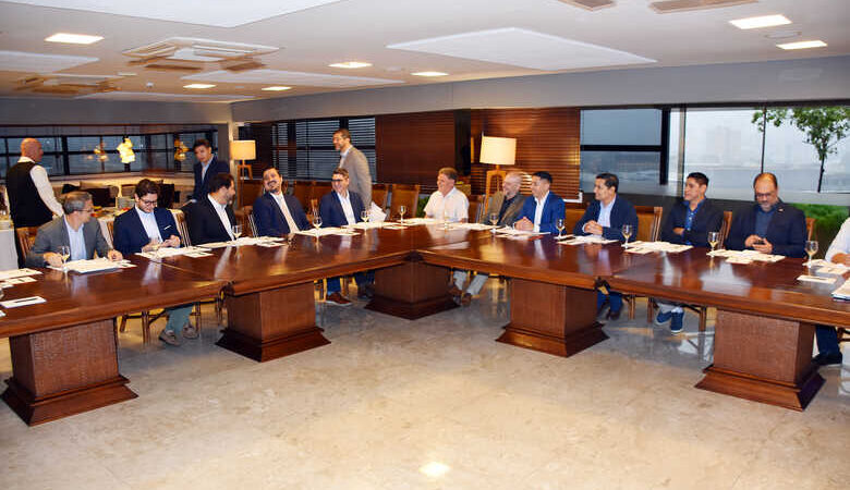 Empresários bolivianos se reúnem com Fiems para ampliar negócios em MS