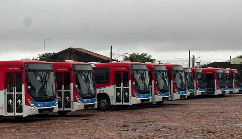 Feriado altera funcionamento do transporte coletivo