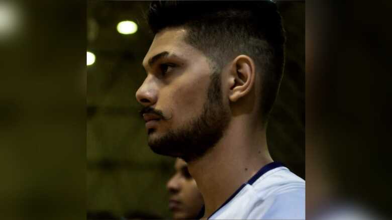 Estudante não resiste e morre após acidente com mureta na Gunter Hans