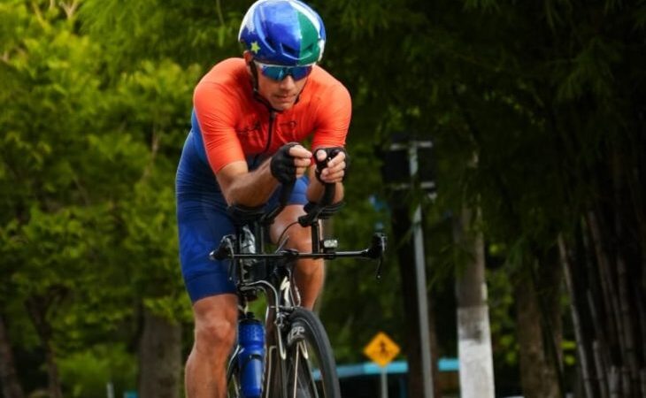 Servidor público de MS encara triathlon extremo em Santa Catarina e leva o nome do estado a circuito mundial