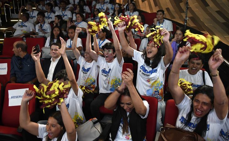 Dedicação e protagonismo marcam edição 2025 do programa Estudantes no Controle