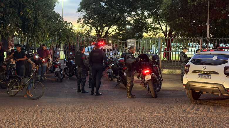 Adolescente é espancado a pauladas após bater em menino autista no Parque Ayrton Senna