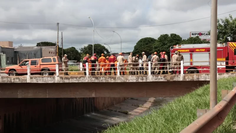 Entenda porque bombeiros fecharam faixa da Ernesto Geisel nesta quarta