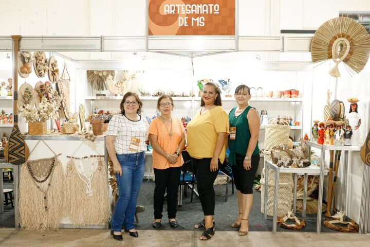 Feira Mãos que Criam durante a Semana do Artesão amplia a participação de artesãos do interior do Estado