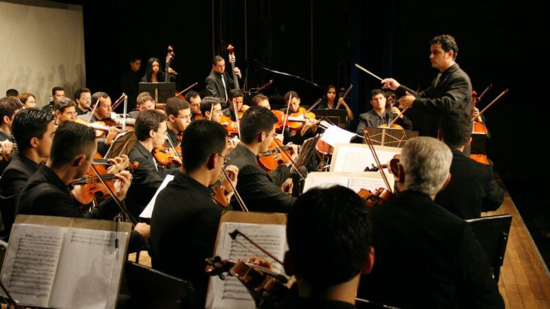 Coro Lírico Cant’arte se apresenta hoje no Teatro Municipal