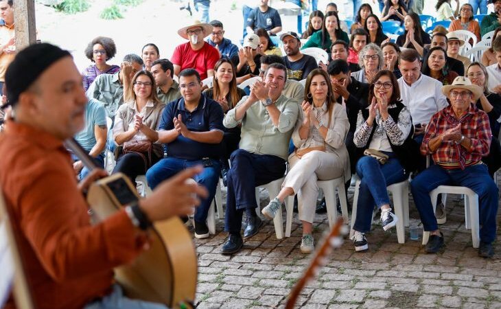 Festival América do Sul valoriza tradições populares com música e revitalização de escadaria que é patrimônio histórico