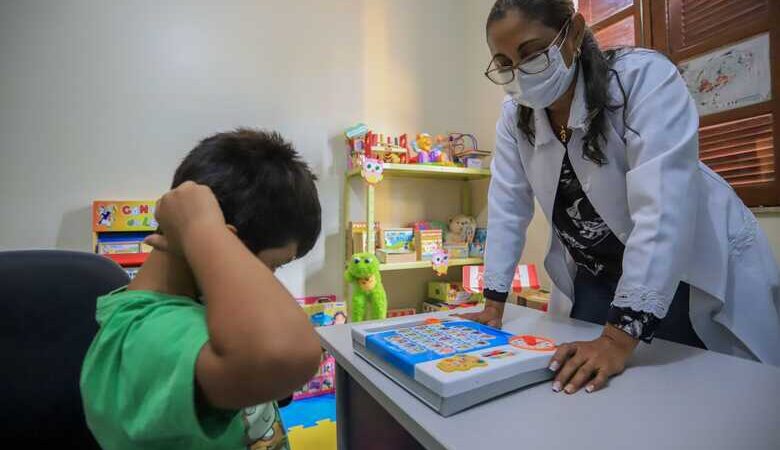 Nova lei garante atendimento de saúde mental a crianças e adolescentes no SUS