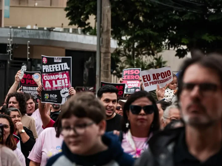 Sem consenso, nova reunião é marcada para discutir reajuste de 5,4% aos professores